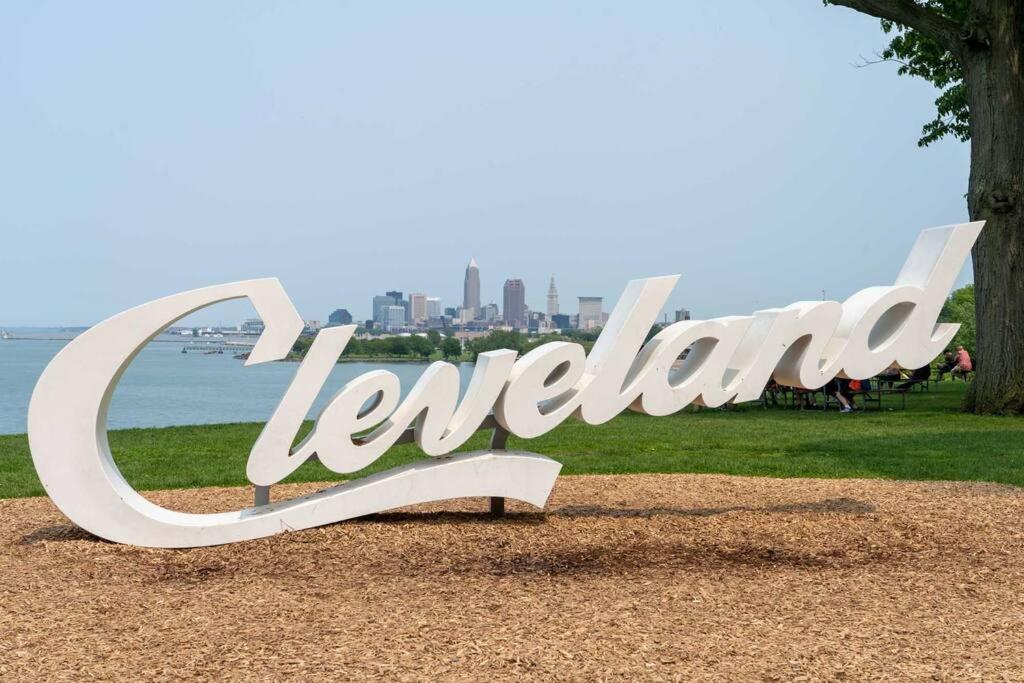 Apartamento Uber Close To Ohio City, Cleveland Exterior foto